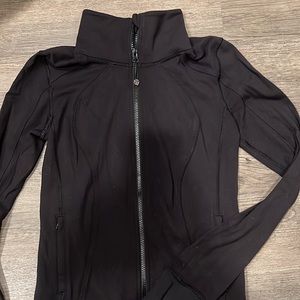 SOLD Lululemon jacket sz 6